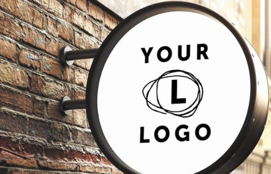 In bảng hiệu mica sang trọng – tôn vinh thương hiệu 3 bảng hiệu hộp đèn mica